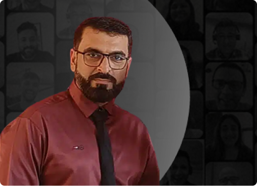 Professional leadership trainer with glasses